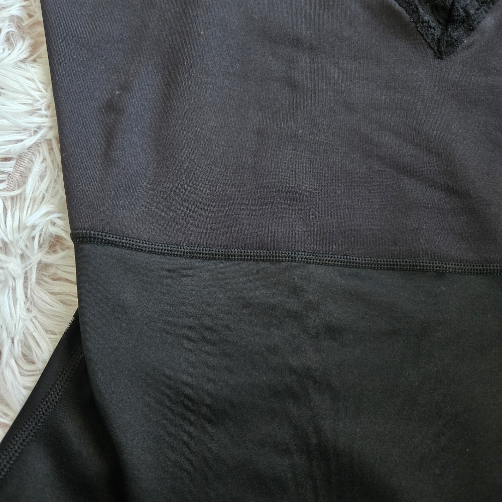 SPANX black v-neck lace shapewear tank top Hide & Sleek cami XL bodyshaper shirt - Picture 3 of 5